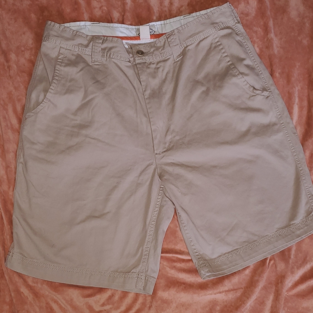 Mens St. John's Bay Khaki shorts, size 36